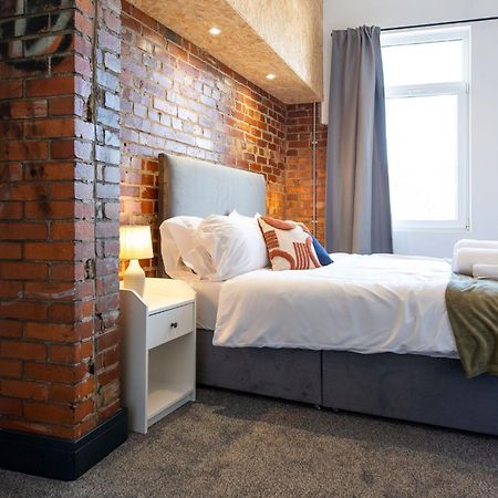 The Kingsway- 2 Bedroom Central Swansea Apartments By Stayright 외부 사진