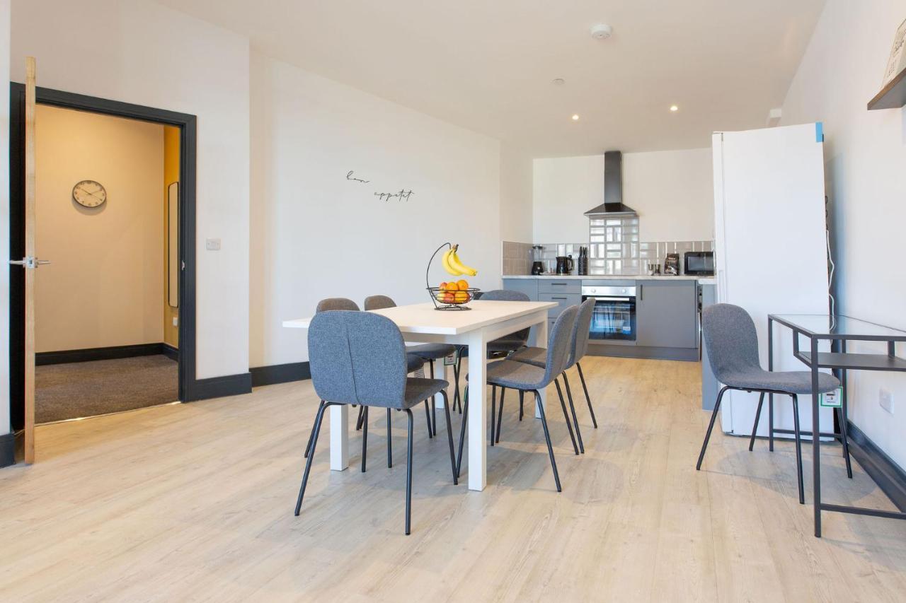 The Kingsway- 2 Bedroom Central Swansea Apartments By Stayright 외부 사진