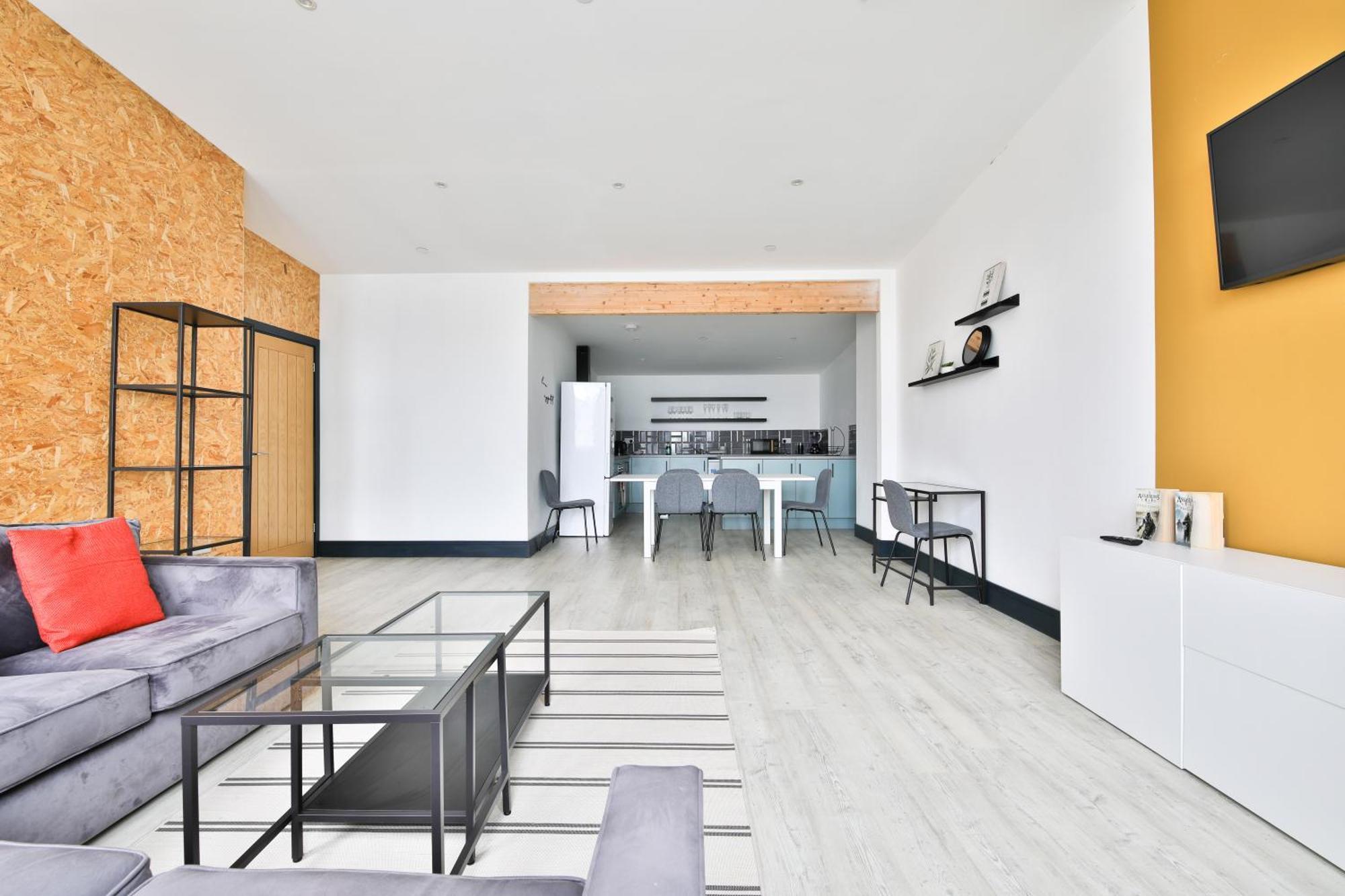 The Kingsway- 2 Bedroom Central Swansea Apartments By Stayright 외부 사진