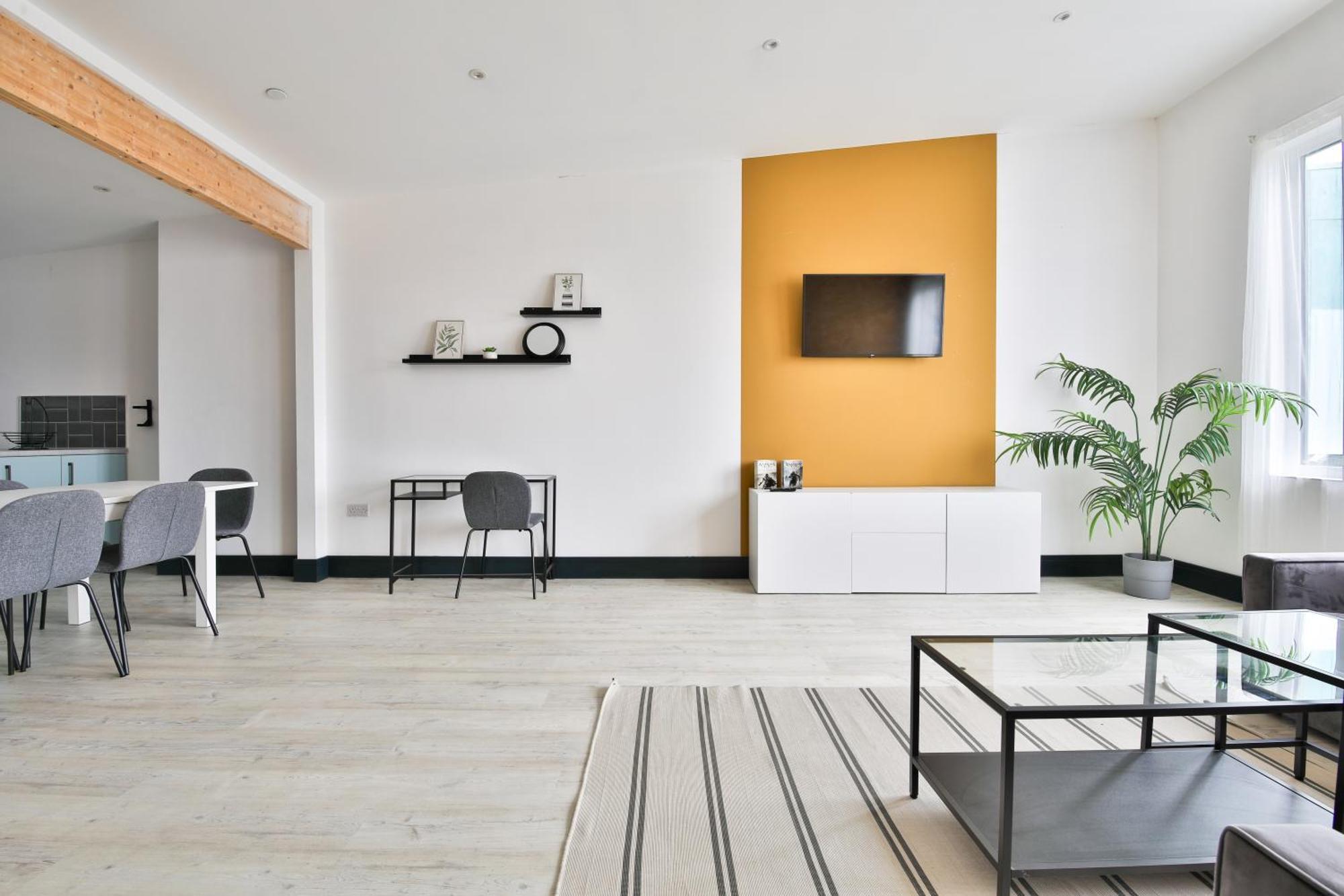 The Kingsway- 2 Bedroom Central Swansea Apartments By Stayright 외부 사진