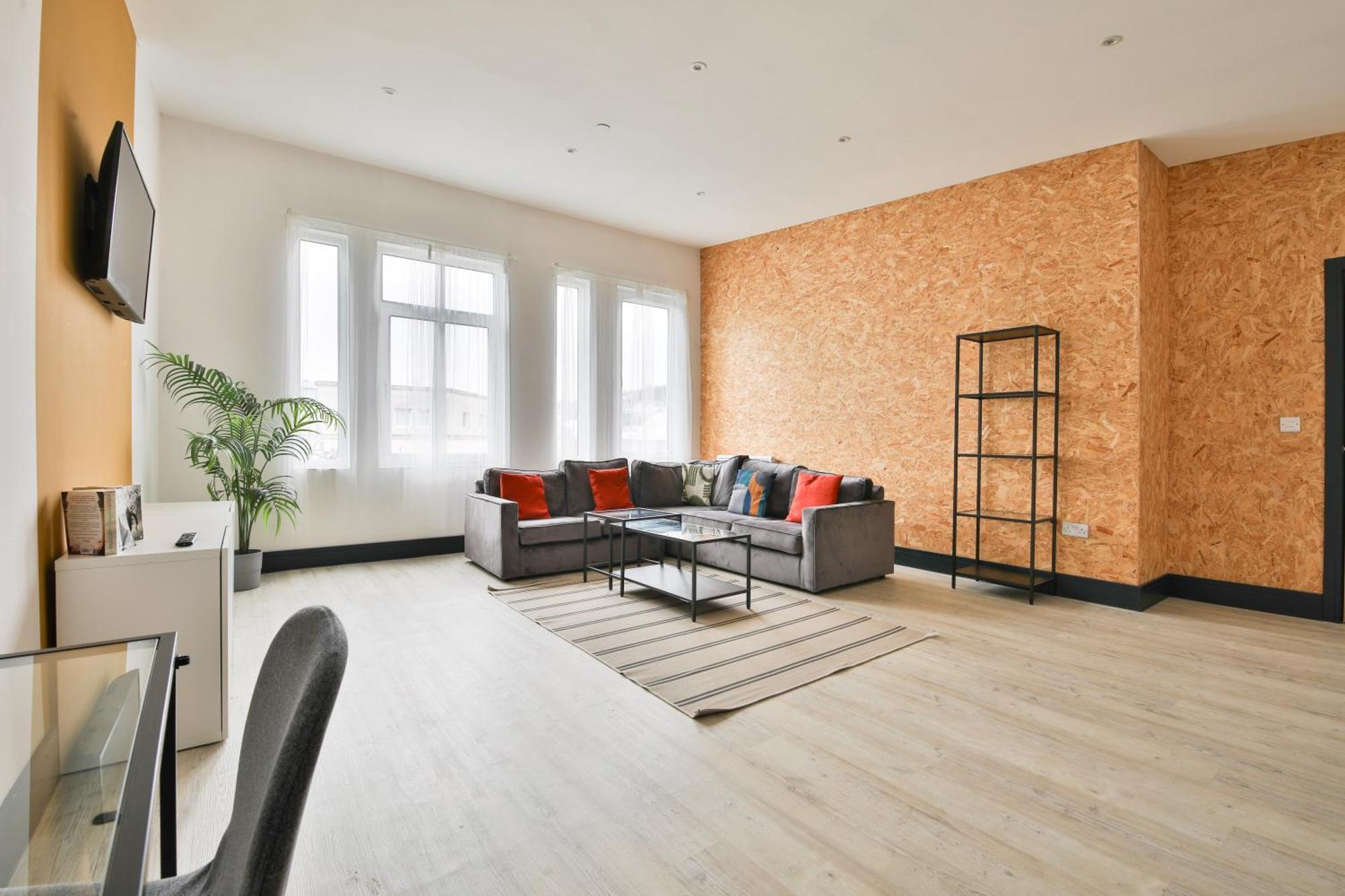 The Kingsway- 2 Bedroom Central Swansea Apartments By Stayright 외부 사진