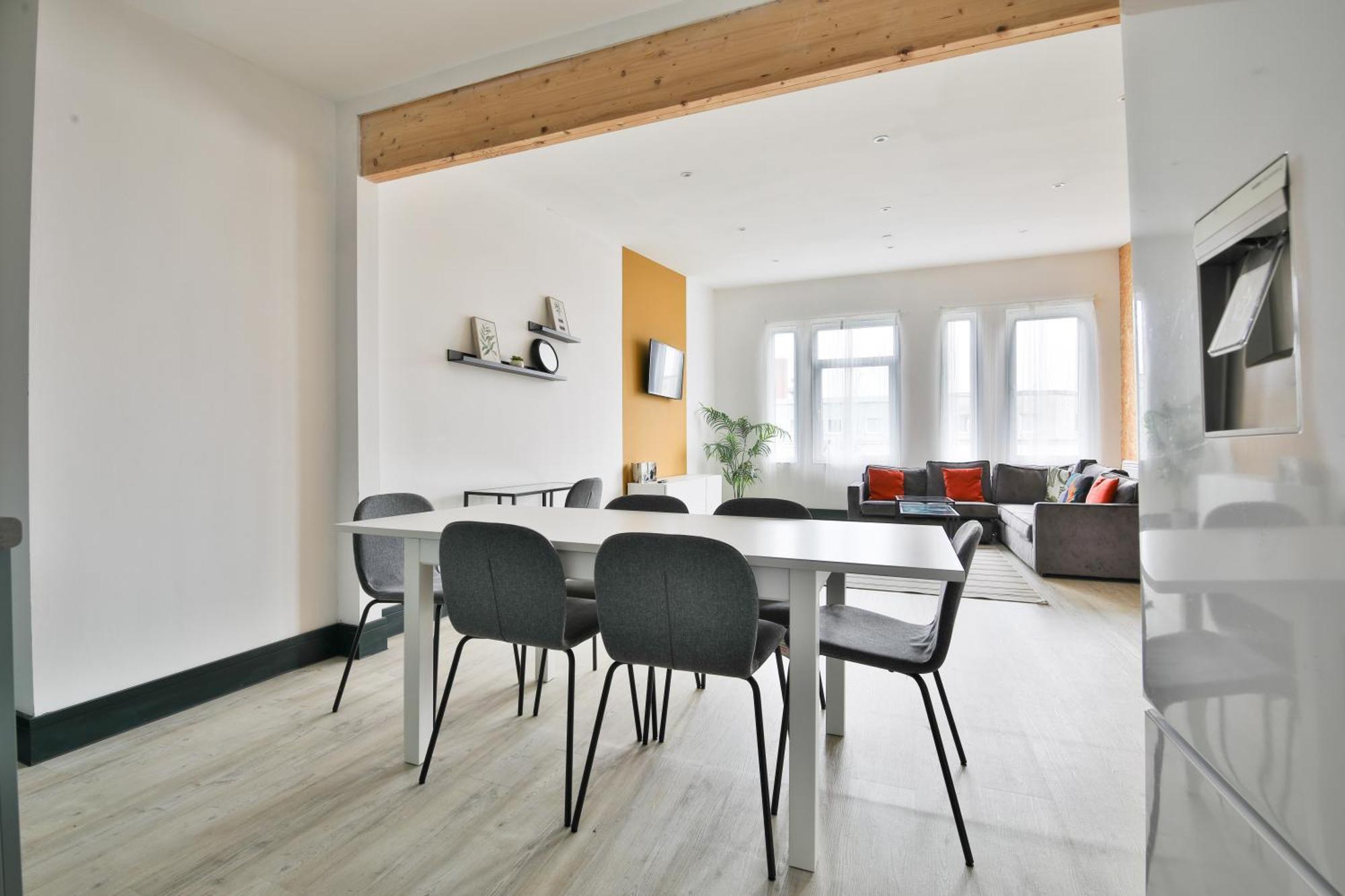 The Kingsway- 2 Bedroom Central Swansea Apartments By Stayright 외부 사진