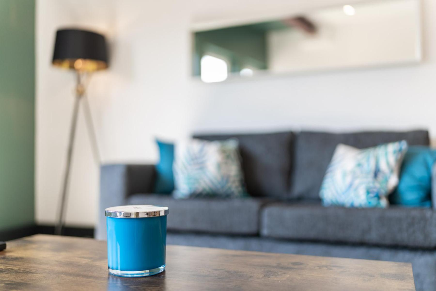 The Kingsway- 2 Bedroom Central Swansea Apartments By Stayright 외부 사진