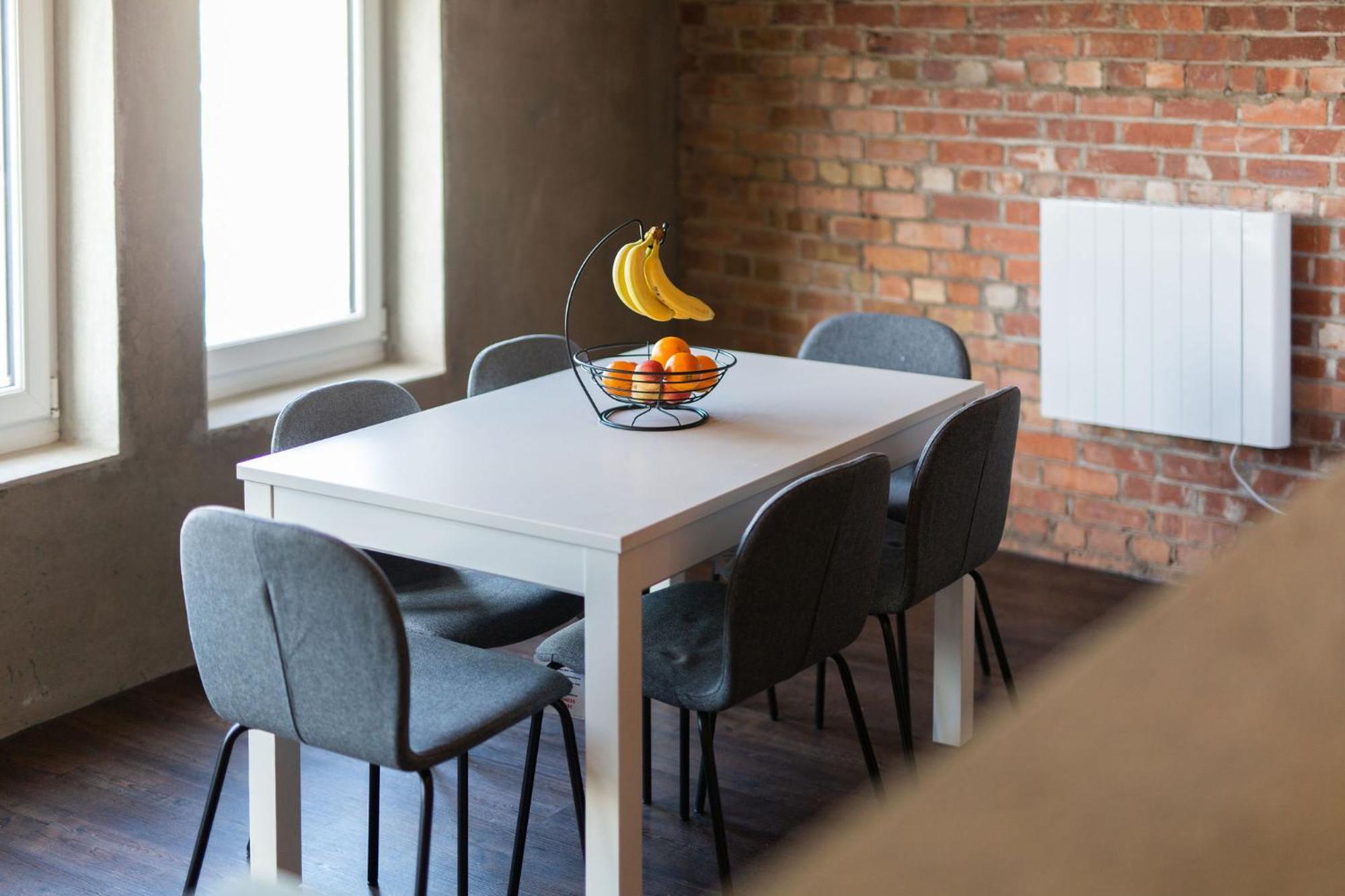 The Kingsway- 2 Bedroom Central Swansea Apartments By Stayright 외부 사진